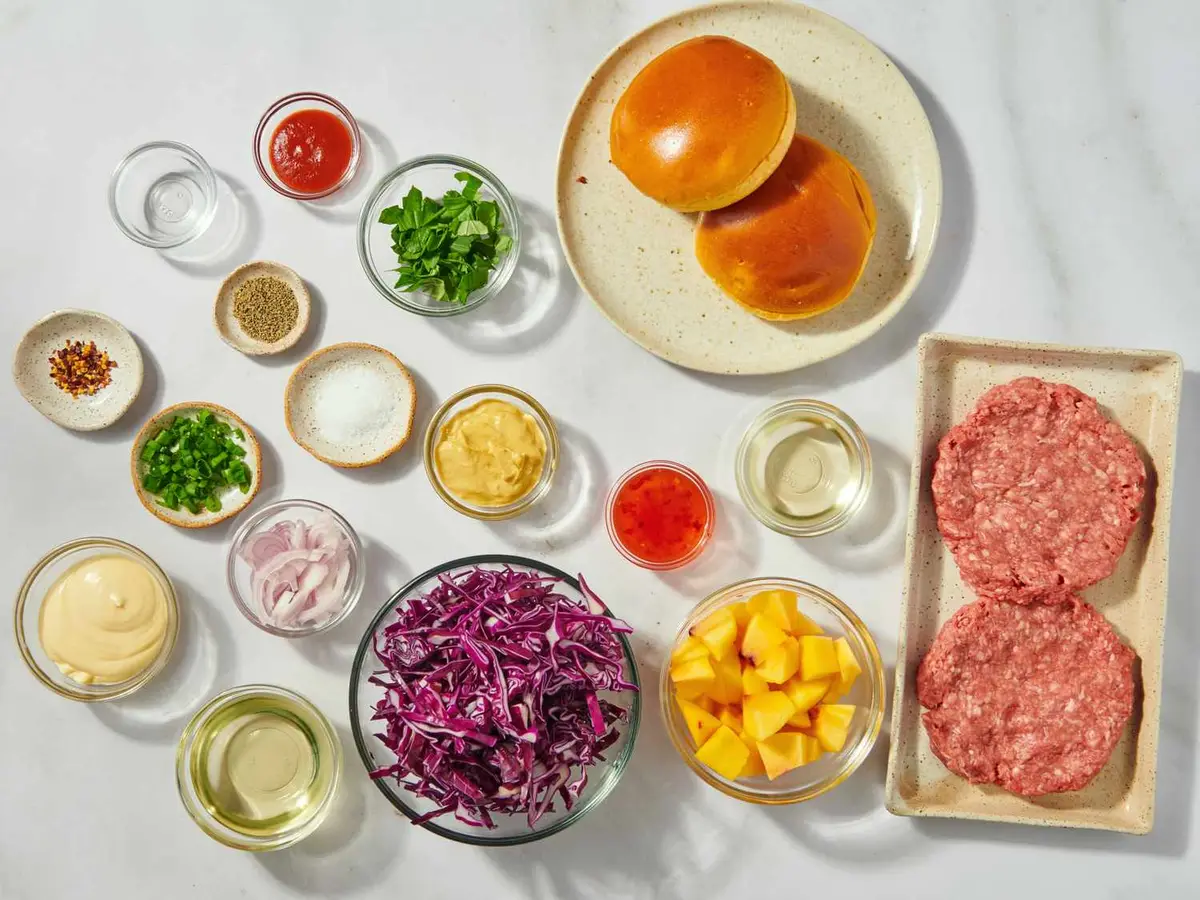 Step 1: Set out the sauce and vinaigrette ingredients, the
