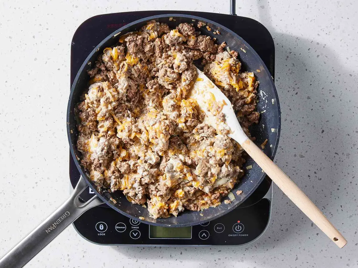 Step 4: Take the skillet off the heat and stir