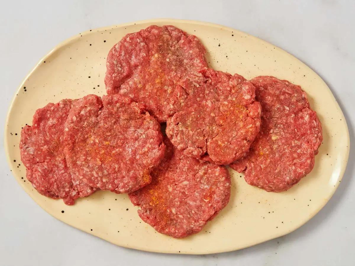 Step 2: Divide the ground beef into 6 even patties