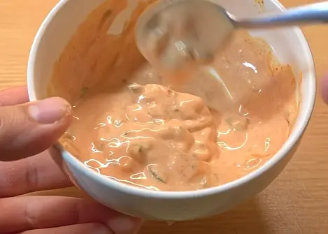 Step 4: Mix the dynamite sauce. Mayo, ketchup, sriracha, honey,