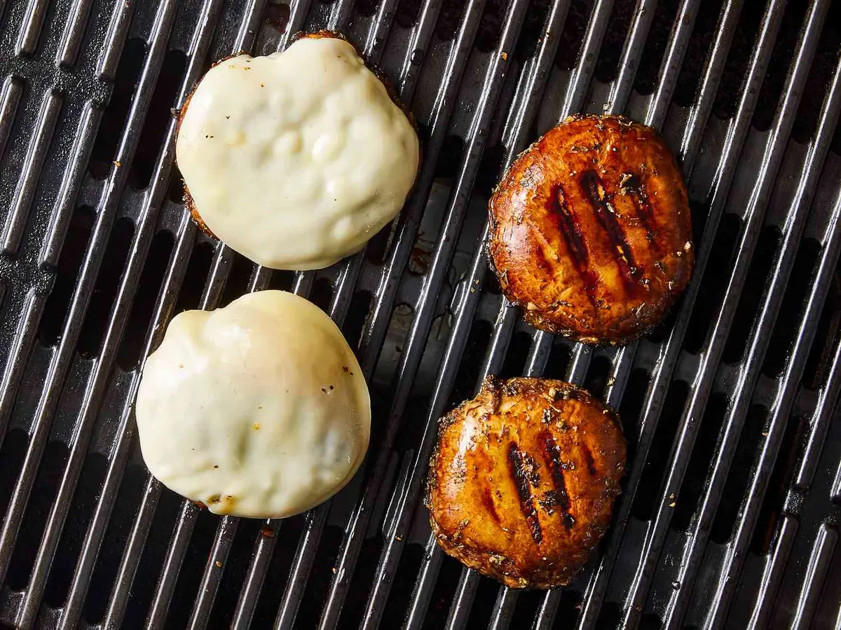 Step 8: Keep grilling for about 2 minutes, until the